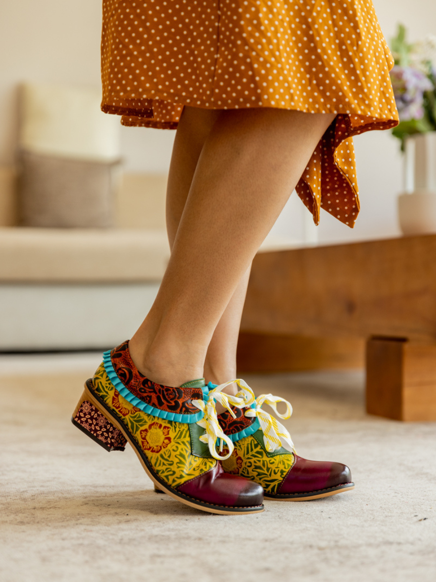 Vicconfy | Fall Roses Floral Embossed Leather Oxford - Multi