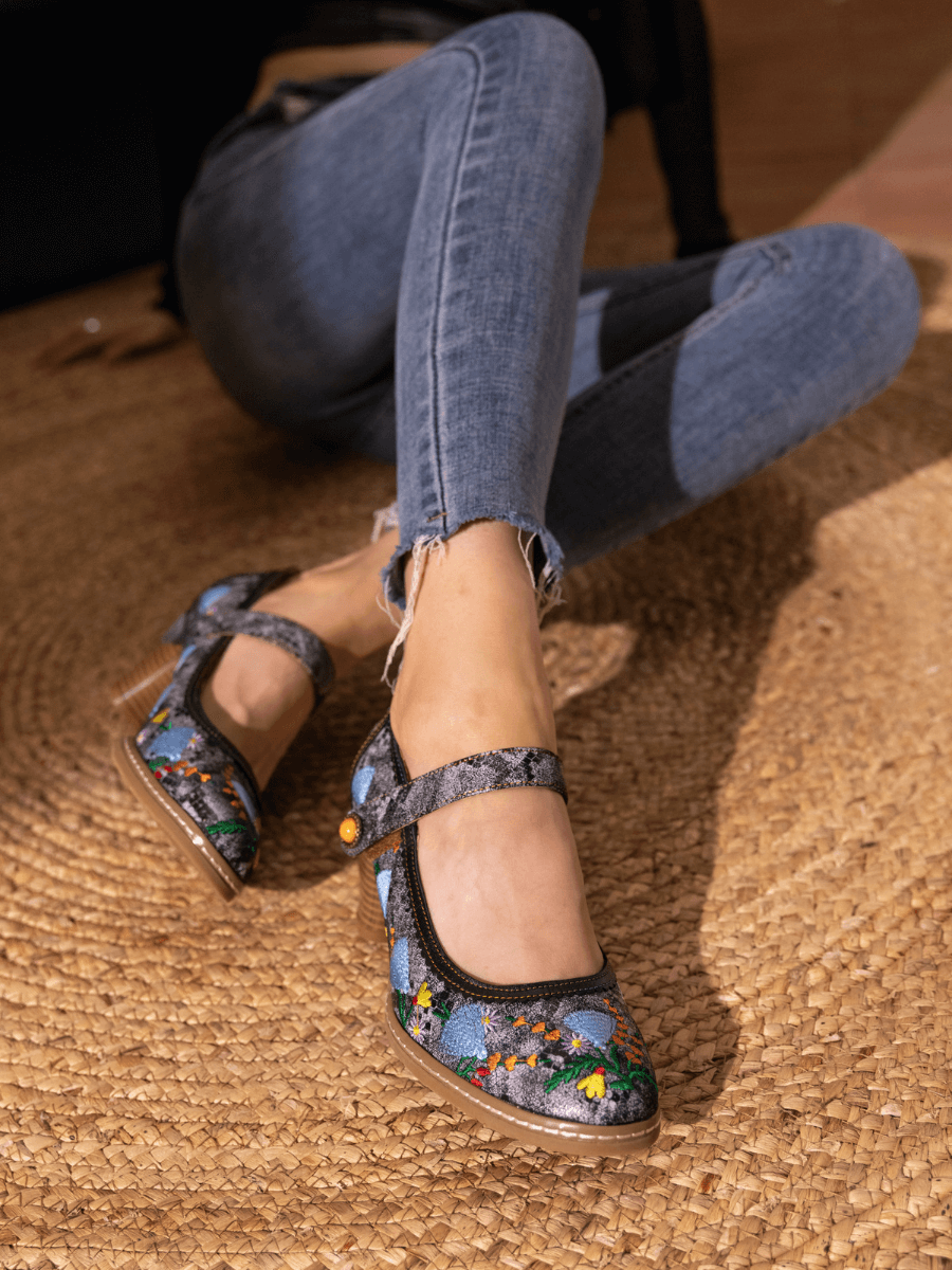 Vicconfy | GEORGINA FLORAL LEATHER PUMP