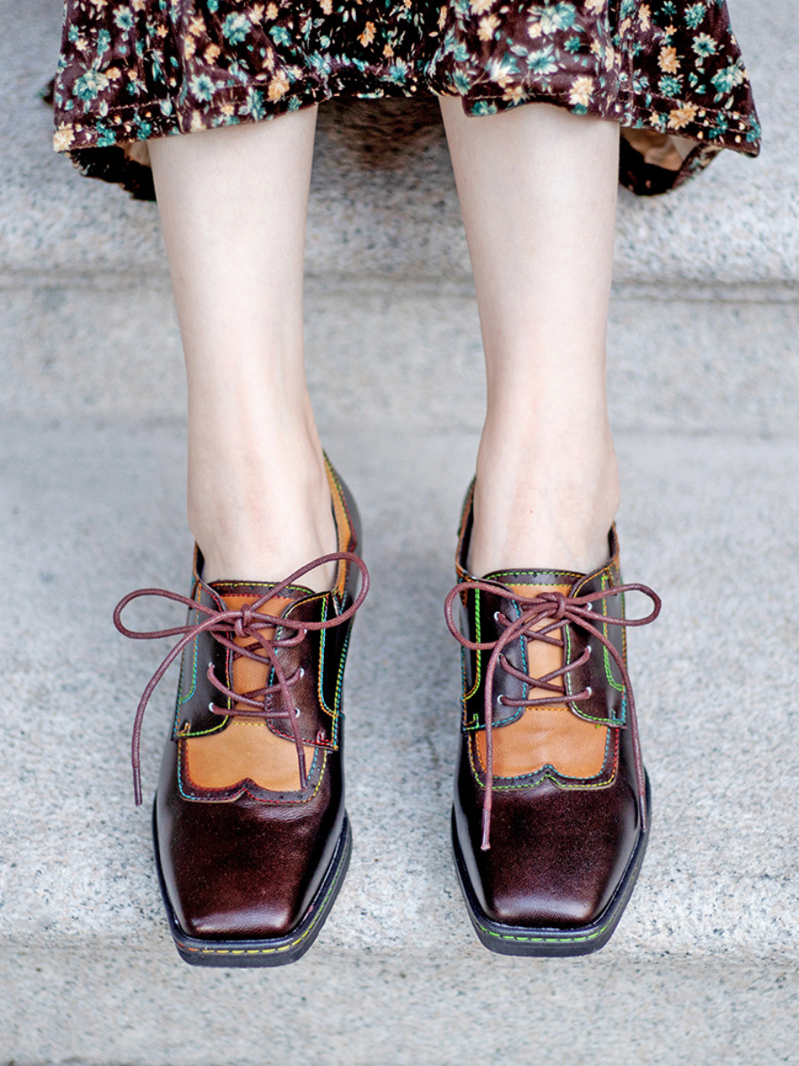 Vicconfy | Genuine Leather Blossom Embossed Oxford